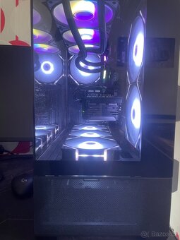 🖥️ Herní PC s RTX 3070 + 32GB RAM + 180Hz monitor (TOP stav - 2
