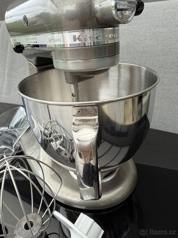 Kuchyňský robot KitchenAid Artisan šedý - 2