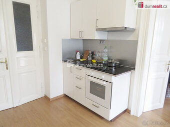 Pěkný byt 2+kk po rekonstrukci, 44 m2, OV, 3.p (4NP), cihla, - 2