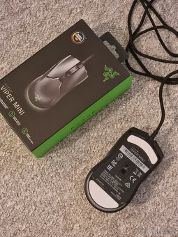 Razer Viper Mini – malá herní myš (61 g) - 2