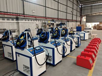 Laserová svářečka 4v1 modrá, 1500 - 3000W, vodní chlazení - 2