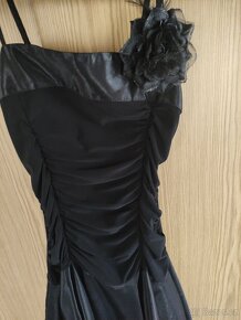 Plesové šaty, vel. M - 2