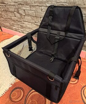 Autosedačka pro pejska - 2