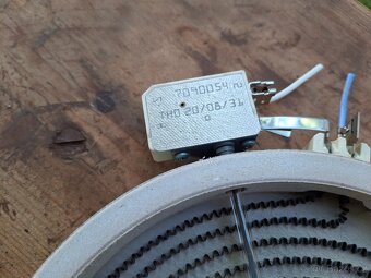 Plotýnky do sklokeramické desky - 2