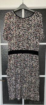 Šaty Marks & Spencer s potiskem - 2