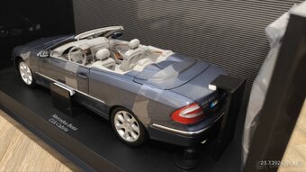 Model Mercedes-Benz CLK 500 Cabriolet 1:18 Kyosho - 2