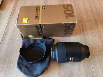 Nikon 105 mm f/2.8 G NIKKOR AF-S Micro IF-ED VR - 2