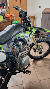 Pitbike lifan 250ccm - 2