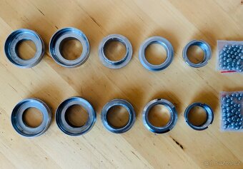 2 x hlavové složení Favorit F1 - 2