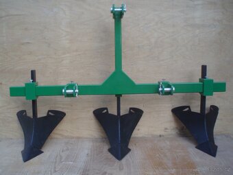 Kultivátor a hrobkovač na brambory za malotraktor - 2