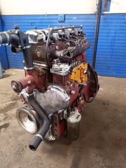 Motor Zetor 7201 po go. - 2