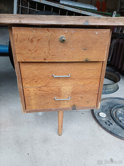 Retro kancelářský stůl - 2