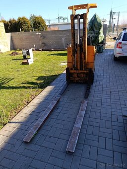 Vysokozdvyžný vozik - 2