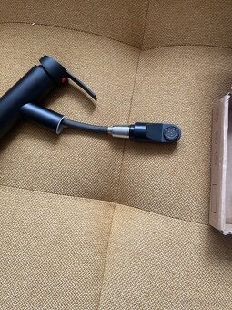 Černá matná umyvadlová baterie - 2