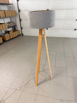 Stojací lampa - 2