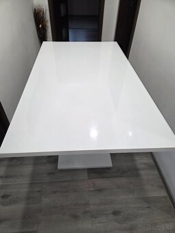 Jídelní set: Stůl + 4 židle - 2