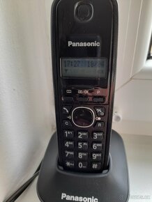 Bezdrátový telefon Panasonic - 2