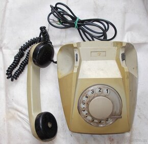 Retro telefon. - 2