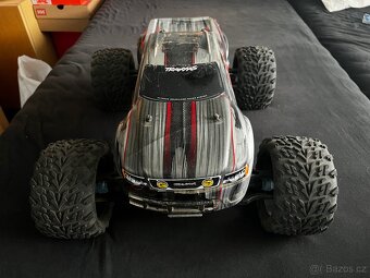 Prodam model Traxxas 1:10 - 2