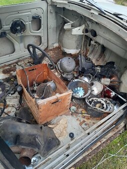 Trabant náhradní díly - 2