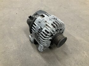 Peugeot 4007 2,2hdi - alternátor. - 2