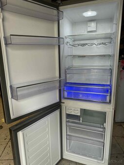 No frost Kombinovaná Lednice Beko A++ - 2