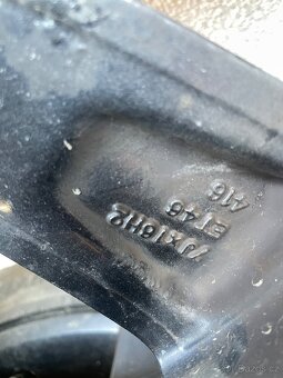 Orig.Alu kola ma Škoda Rapid - 2
