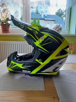 Prodám mx helmu AIROH - 2