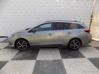 Toyota Auris 1.8 Hybrid/Selection/1.Maj.ČR/ - 2