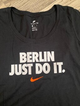 Krásné nové triko Nike vel.40/L-PC 649,- - 2