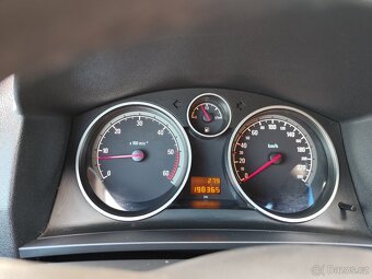 Prodám Opel Zafira - diesel - 2
