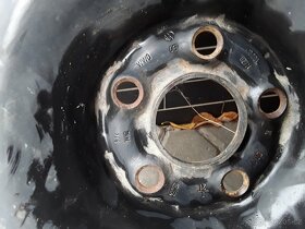 Disk kola 6J x 14H2 ET38 Octavia - 2