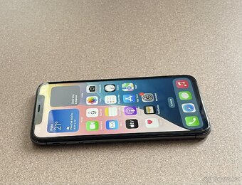 Apple iPhone XS - 2