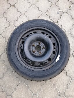 Zimní pneu 195/55 R15 - 2