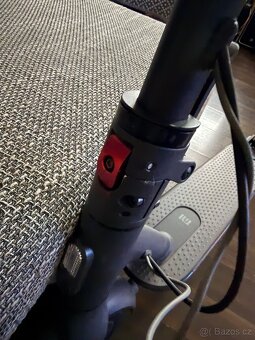 Xiaomi mi scooter essential - 2