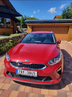 Kia ceed 1.6 CRDI exlusive (ještě v záruce) - 2