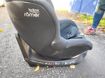 BRITAX RÖMER Autosedačka Dualfix M Plus (61-105 cm) Space Bl - 2