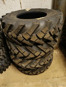 Nové pneu na unc, nakladač, vlek - 2
