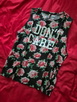 tričko s nápisy a kytkami - 2