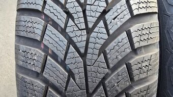 Zimní pneu 195/65/15 Continental - 2