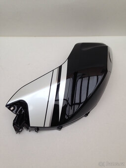 Nový plast pro nádrž na YAMAHA YZF-R 125 Black 2009 - 2