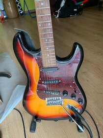 Prodám kopii Fender stratocaster - 2