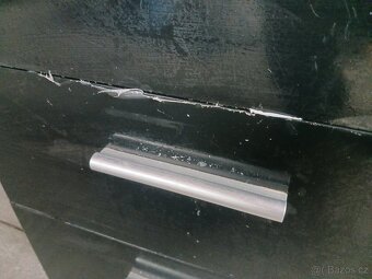 Kancelářský stůl černý skleněný - 2