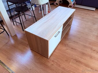 TV stolek - 2