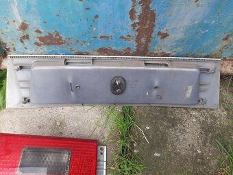 Zadní světlo a panel Alhambra Sharan - 2