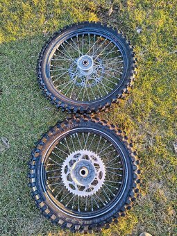 Kola pro Yamahu YZ - 2