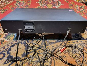 Philips CD 710 - 2