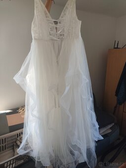 Krásné svatební šaty - 2