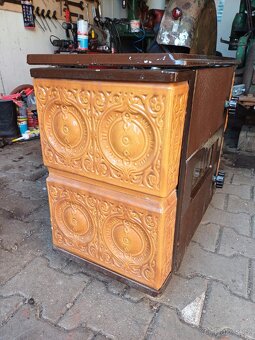 Litinová kachlová kamna - 2