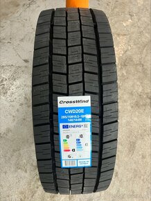 285/70 r19,5 Záběrové pneu CrossWind 285 70 R19,5 + - 2